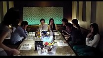xin lỗi giám đốc húp thư ký xinh đẹp với đồng nghiệp